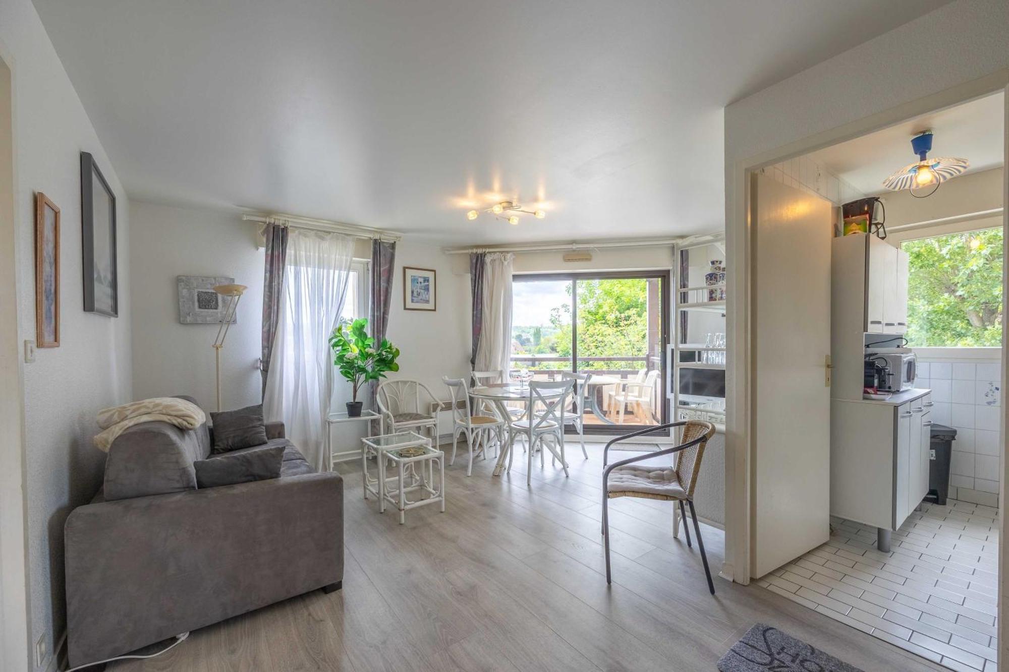 Apartment With Parking And Balcony Near The Beach Deauville Exterior foto
